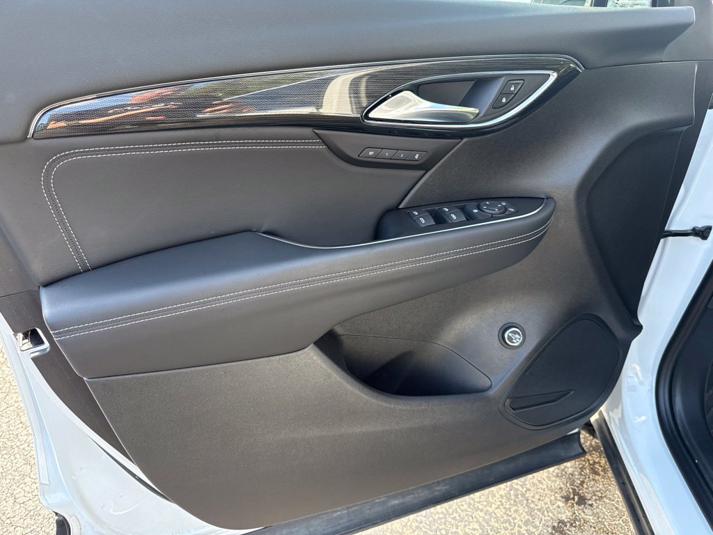 Used 2023 Buick Envision Essence AWD/4WD image 20