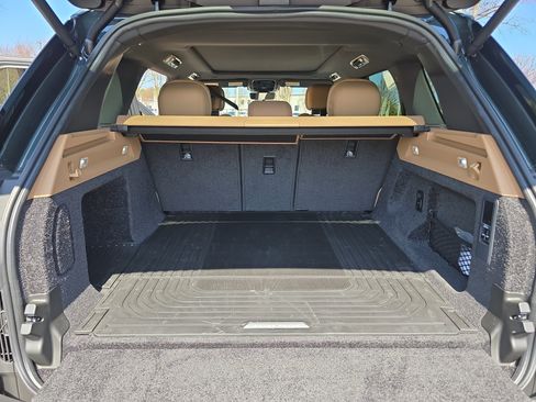 New 2026 Land Rover Range Rover SE image 12