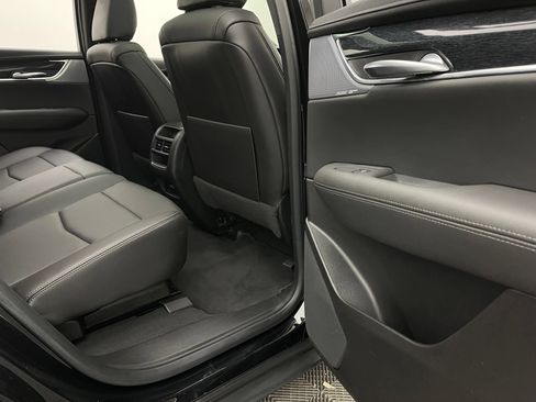 Used 2023 Cadillac XT5 Premium Luxury FWD image 38