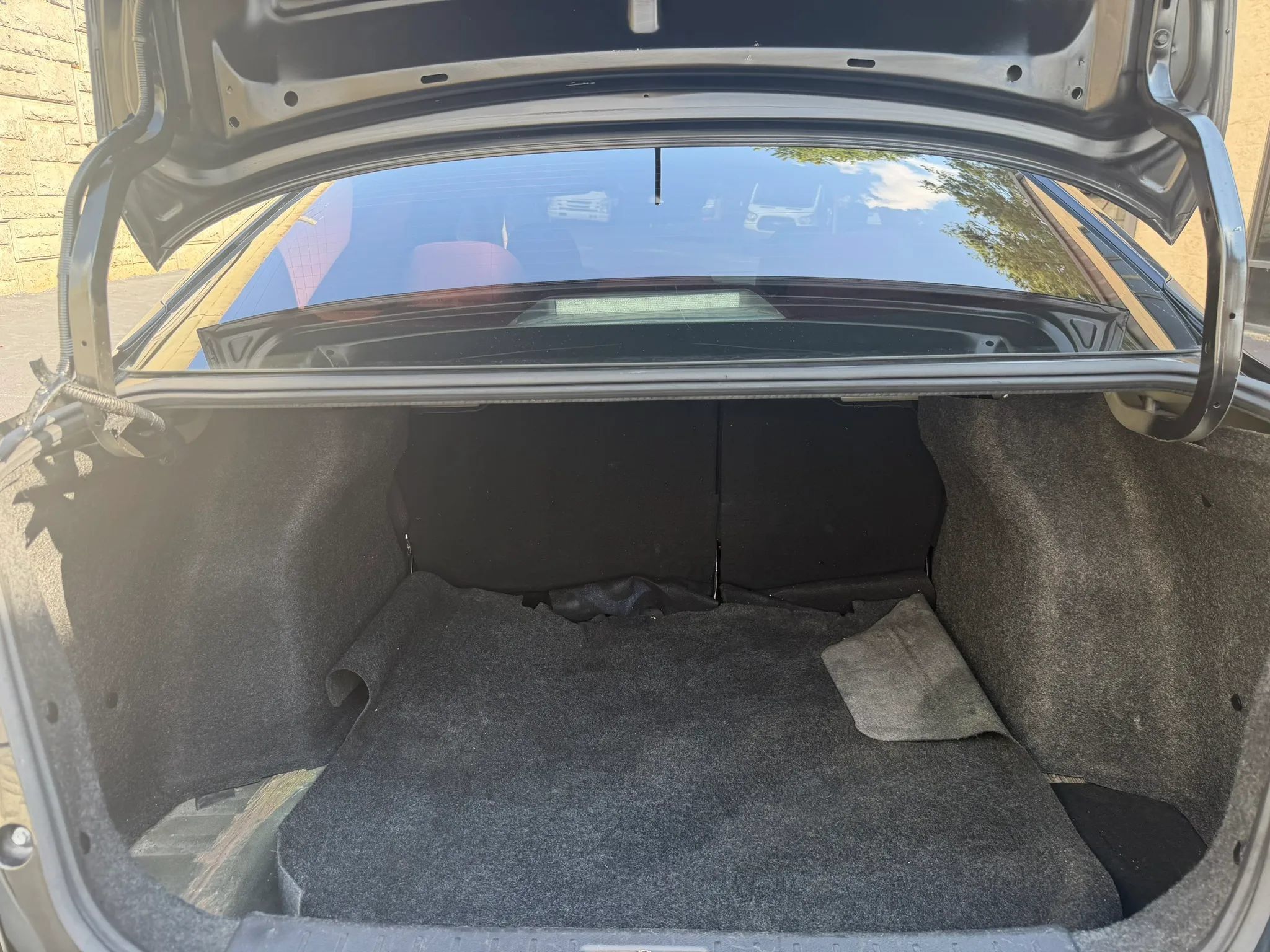 Used 2021 Nissan Versa S FWD image 35