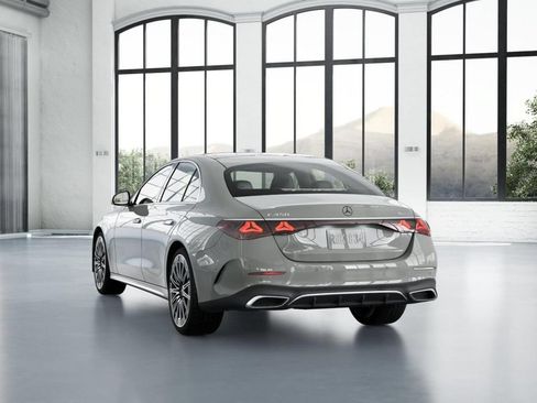 New 2026 Mercedes-Benz E 450 4MATIC Sedan image 27