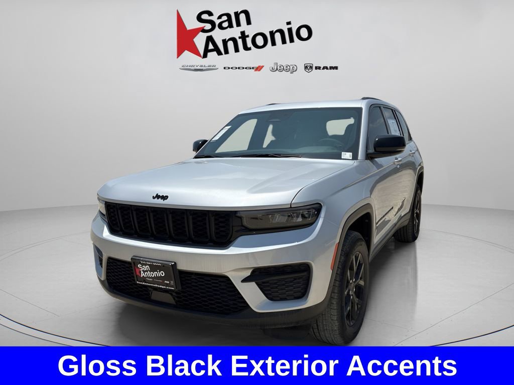 New 2025 Jeep Grand Cherokee Altitude RWD image 6