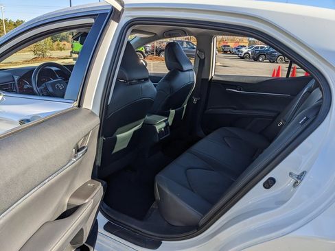 Used 2023 Toyota Camry XSE image 33
