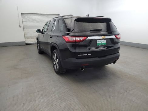 Used 2019 Chevrolet Traverse LT w/ LT Premium Package AWD/4WD image 5