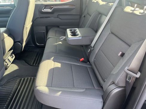 New 2026 GMC Sierra 1500 Elevation image 17