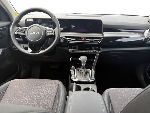 New 2025 Kia Seltos S image 10