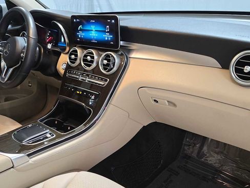 Certified 2020 Mercedes-Benz GLC 300 image 12