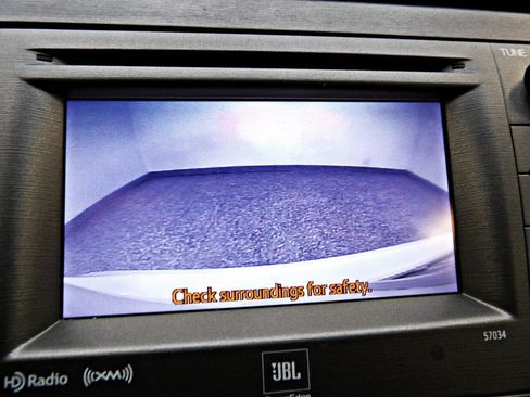 Used 2012 Toyota Prius Four image 16