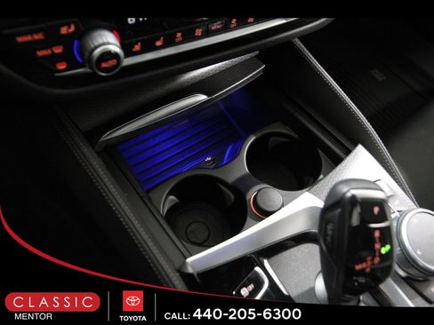 Used 2022 BMW M550i xDrive w/ Premium Package image 17