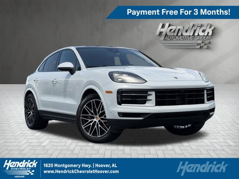 Used 2024 Porsche Cayenne Coupe AWD/4WD image 1