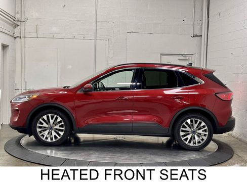 Used 2020 Ford Escape Titanium w/ Titanium Premium Package 2.0 AWD/4WD image 6