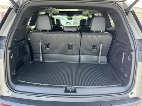 New 2026 GMC Acadia AT4 w/ Luxury Package image 9
