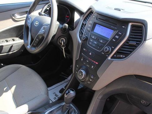 Used 2016 Hyundai Santa Fe Sport image 18