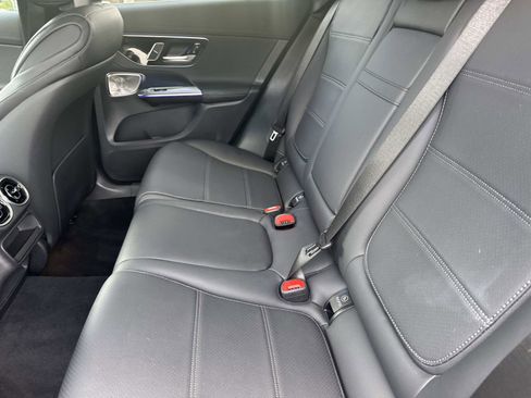 Certified 2025 Mercedes-Benz GLC 300 4MATIC image 13