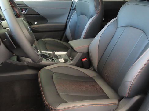 New 2025 Subaru Crosstrek 2.5i Limited w/ Crosstrek Mirror Package image 13