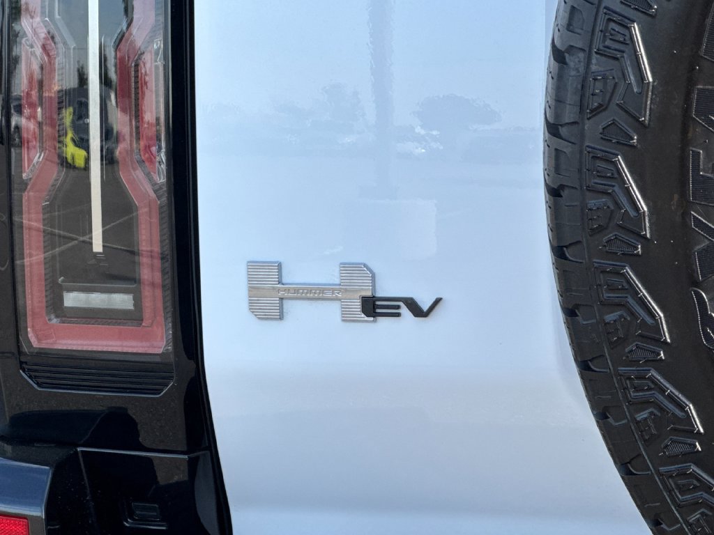 Used 2026 GMC Hummer EV SUV AWD/4WD image 31