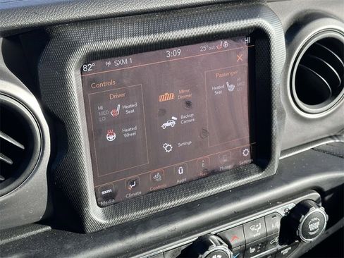 Used 2022 Jeep Wrangler Unlimited Sport image 30