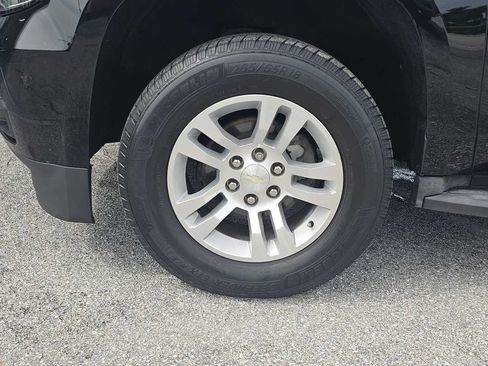 Used 2016 Chevrolet Tahoe LS w/ Enhanced Driver Alert Package RWD image 29
