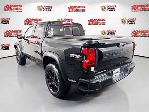 Used 2023 Chevrolet Colorado Trail Boss w/ Technology Package image 2