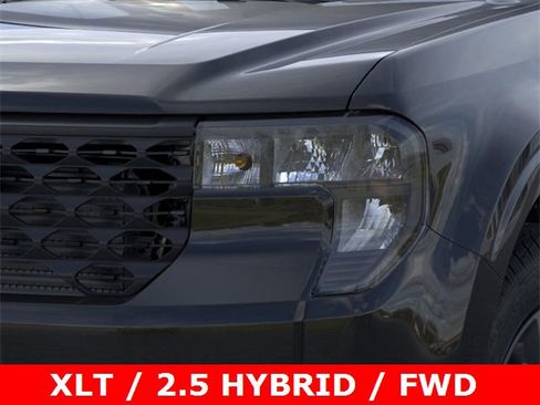 New 2025 Ford Maverick XLT image 45