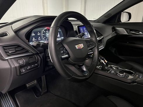 Used 2024 Cadillac CT4 V w/ LPO, ONYX Package image 14