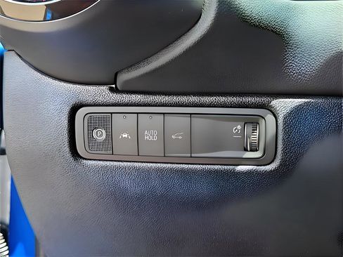 New 2025 Chevrolet Equinox EV RS image 19