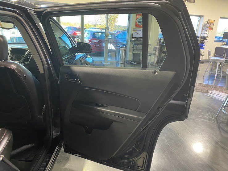 Used 2013 GMC Terrain SLT AWD/4WD image 17