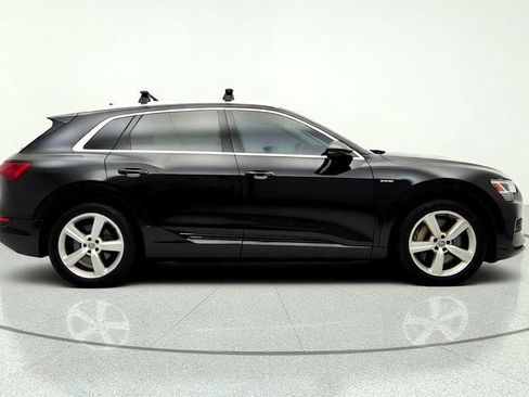 Used 2019 Audi e-tron Premium Plus AWD/4WD image 4
