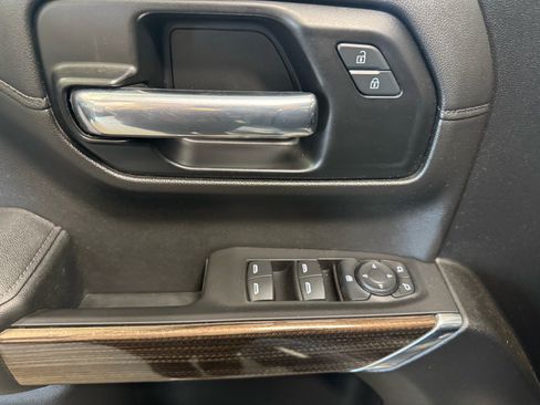 Used 2020 Chevrolet Silverado 1500 RST AWD/4WD image 15