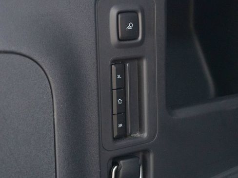 Used 2025 Ford Expedition Active RWD image 15