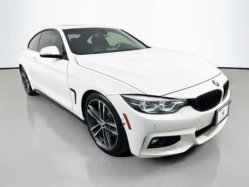 Used 2019 BMW 440i Coupe w/ M Sport Package image 3