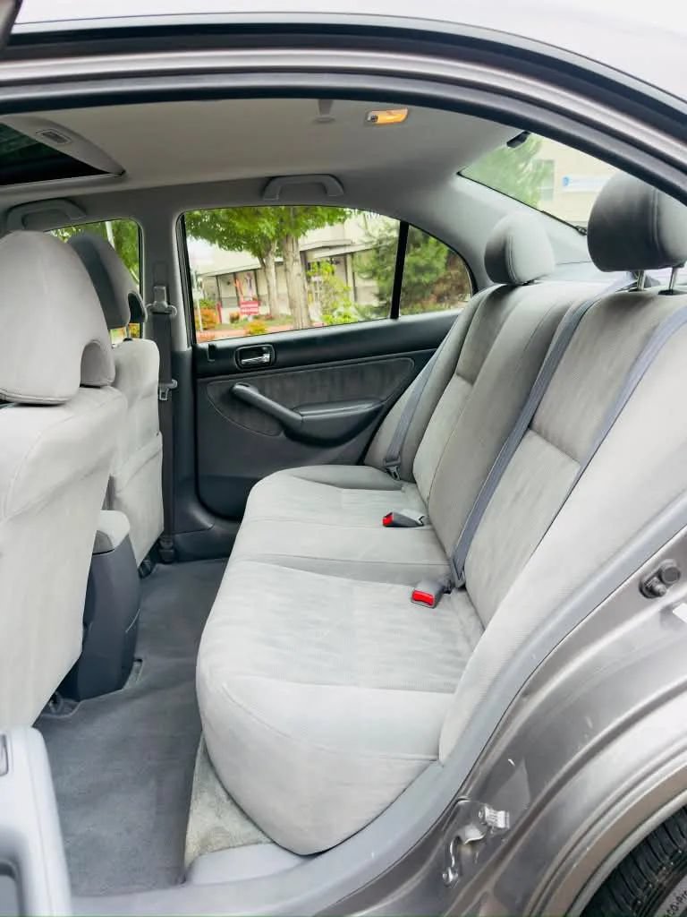 Used 2005 Honda Civic EX image 10