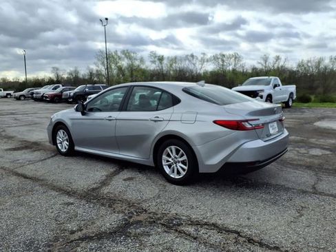Used 2025 Toyota Camry LE FWD image 25
