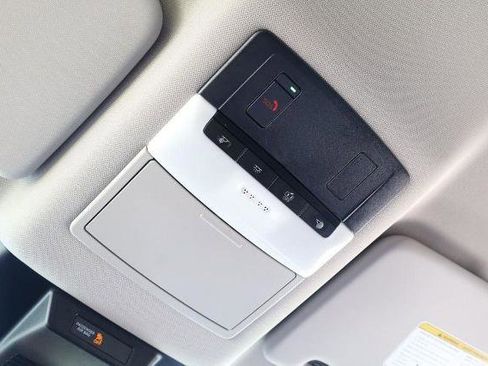 Certified 2024 Nissan Rogue SL image 17