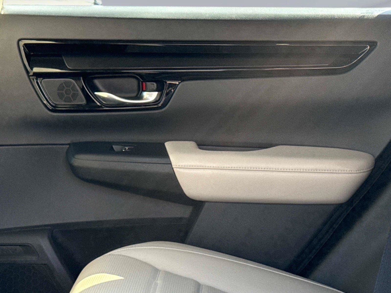 Used 2023 Honda CR-V EX-L image 16