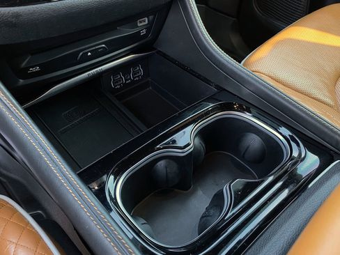 Used 2021 Chrysler Pacifica Pinnacle image 18