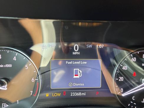 Used 2021 Buick Envision Essence w/ Sport Touring Package AWD/4WD image 33