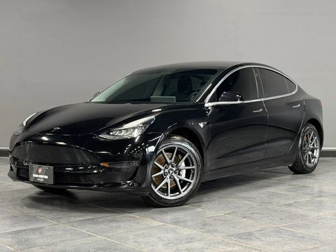 Used 2018 Tesla Model 3 Long Range image 1