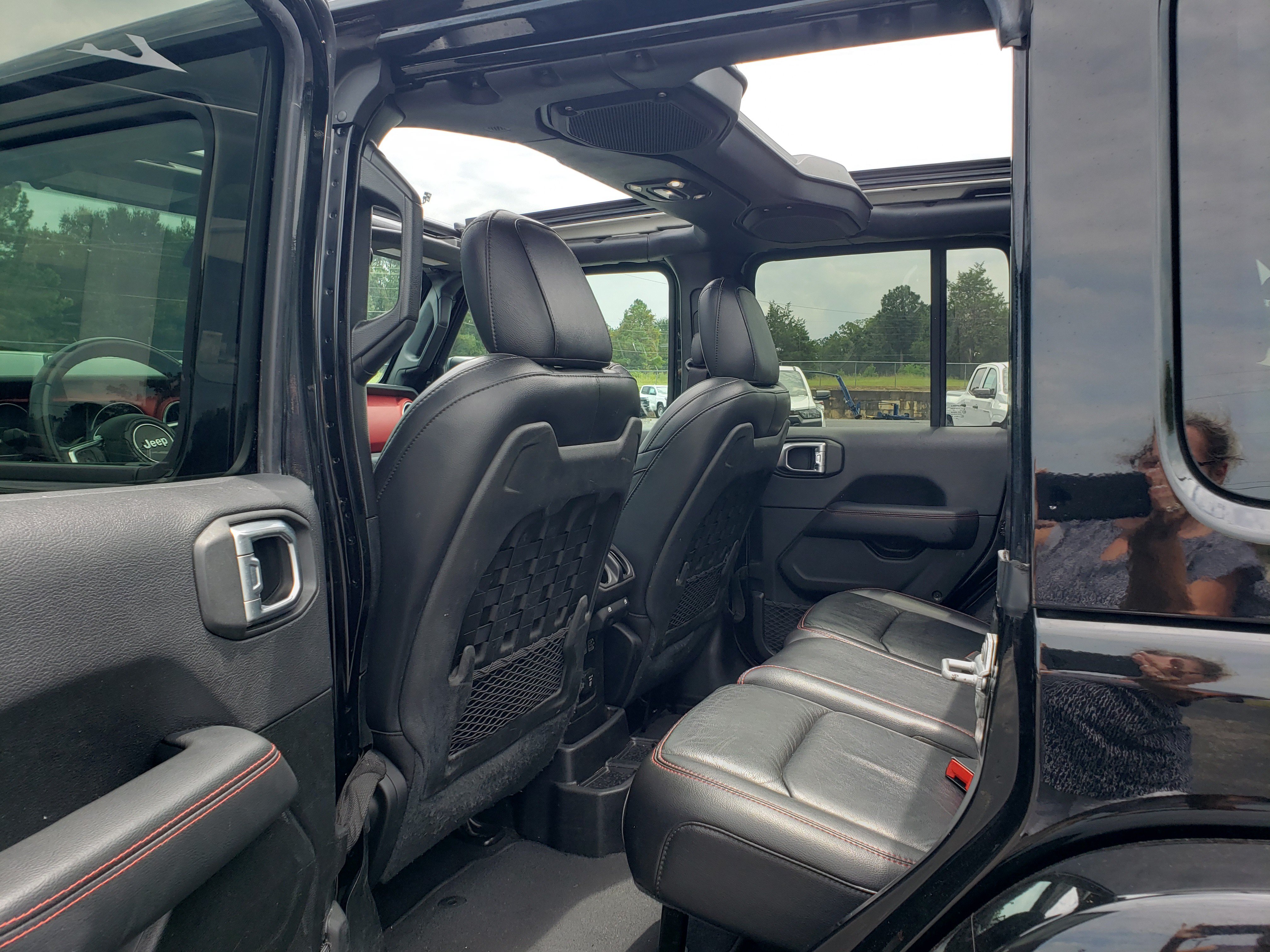 Used 2020 Jeep Wrangler Unlimited Rubicon AWD/4WD image 33