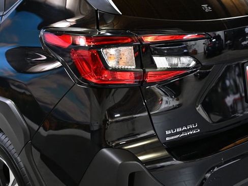 Certified 2025 Subaru Crosstrek 2.0i Premium image 18