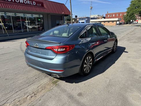 Used 2015 Hyundai Sonata Sport w/ Option Group 04 FWD image 4