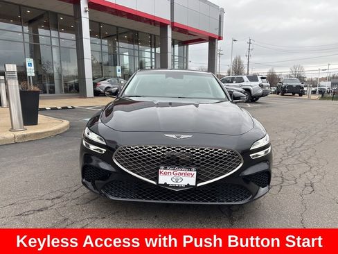 Used 2025 Genesis G70 2.5T image 10