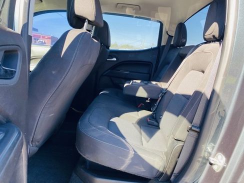 Used 2018 Chevrolet Colorado LT image 24