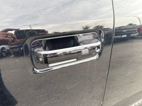 Used 2019 Ford F250 4x4 Crew Cab Super Duty image 11