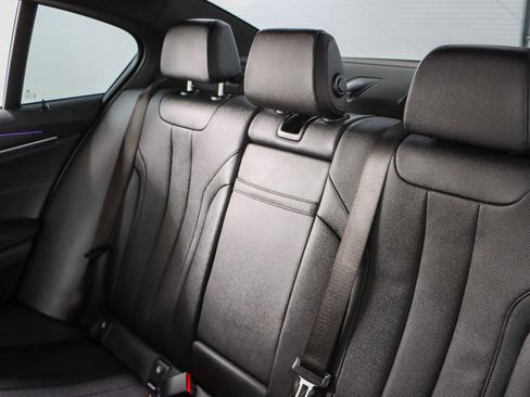 Used 2021 BMW 540i xDrive w/ M Sport Package image 25