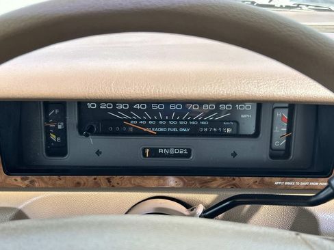 Used 1993 Chevrolet Caprice Classic RWD image 38