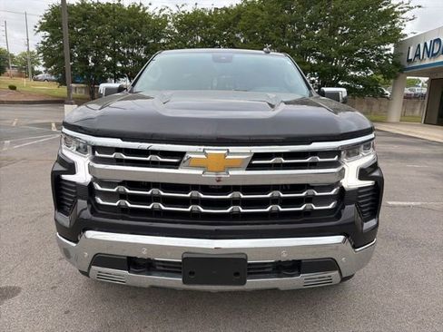 Used 2024 Chevrolet Silverado 1500 LTZ AWD/4WD image 9