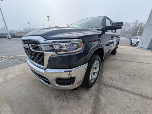 New 2026 RAM 1500 4x4 Crew Cab image 8