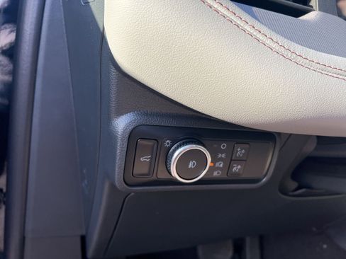 New 2025 Ford Explorer Active w/ Active Comfort Package image 19