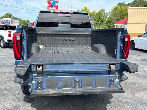 Used 2024 GMC Sierra 2500 Denali w/ Denali Reserve Package AWD/4WD image 5